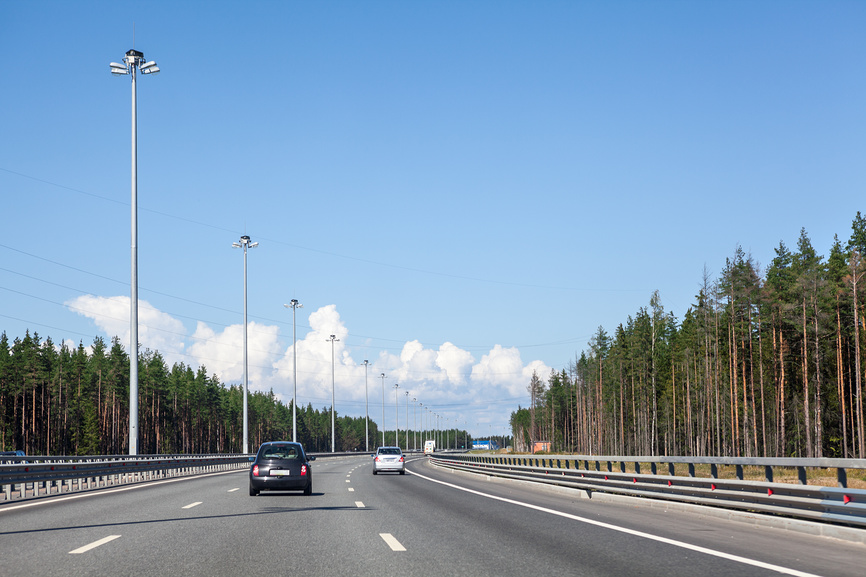 Кольцевая автомобильная дорога в районе Петергофа, Санкт-Петербург