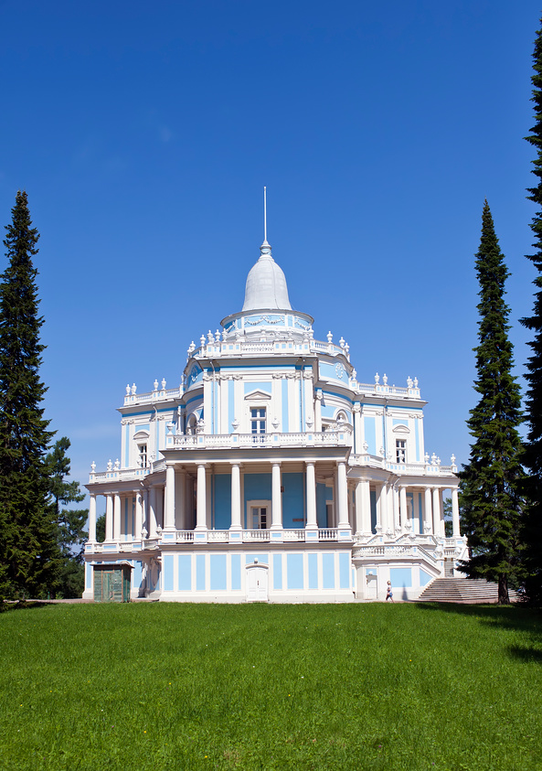 Павильон Катальной горки. Ораниенбаум (Ломоносов). Верхний парк